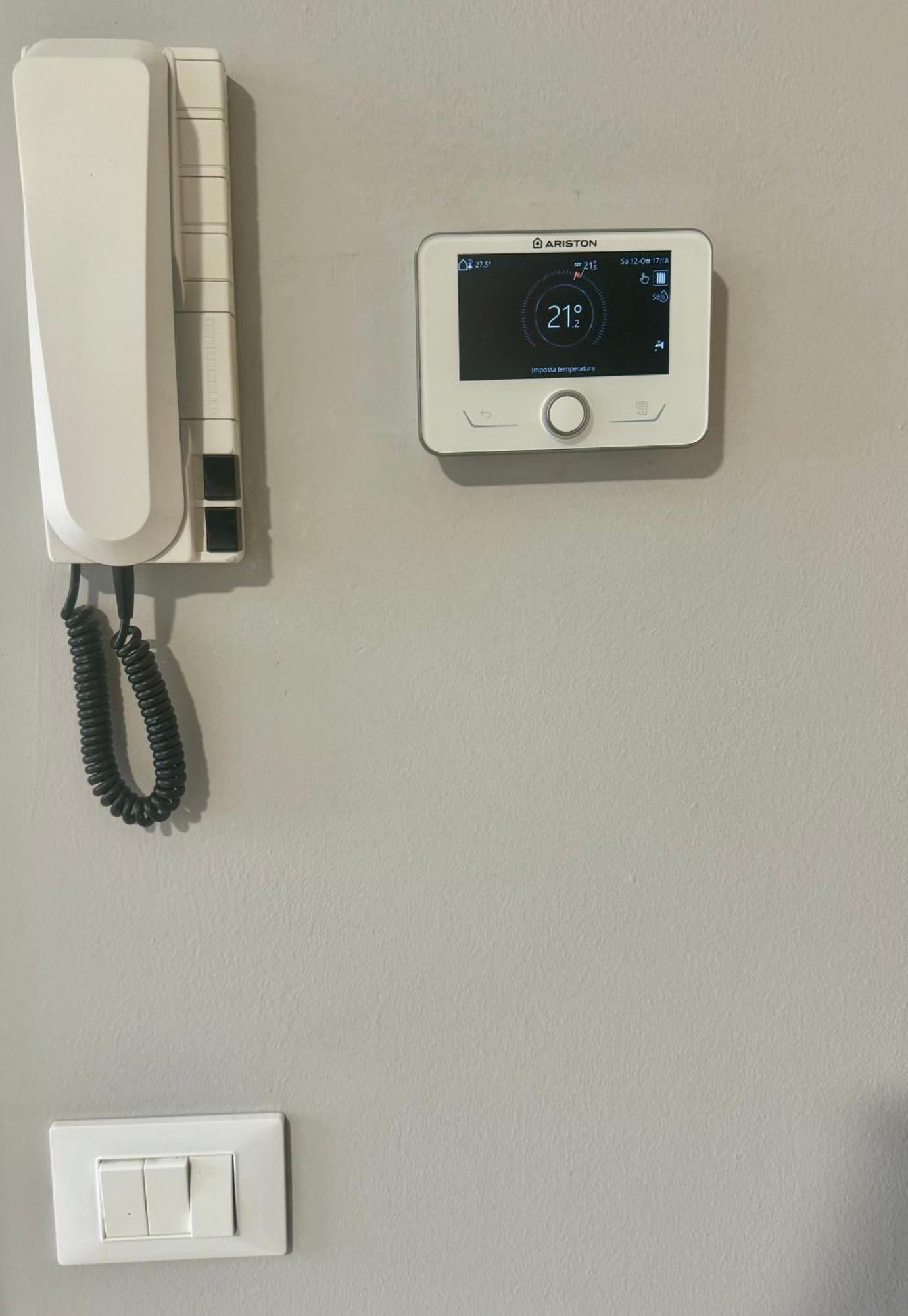 Casa Tito - Accogliente Monolocale A Due Passi Dalla Stazione Cesano Maderno Exteriör bild